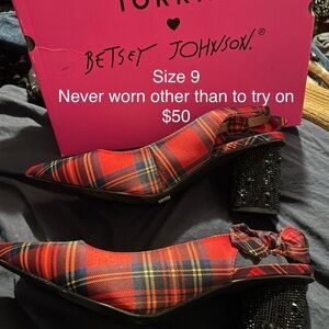 Betsy Johnson holiday plaid heels